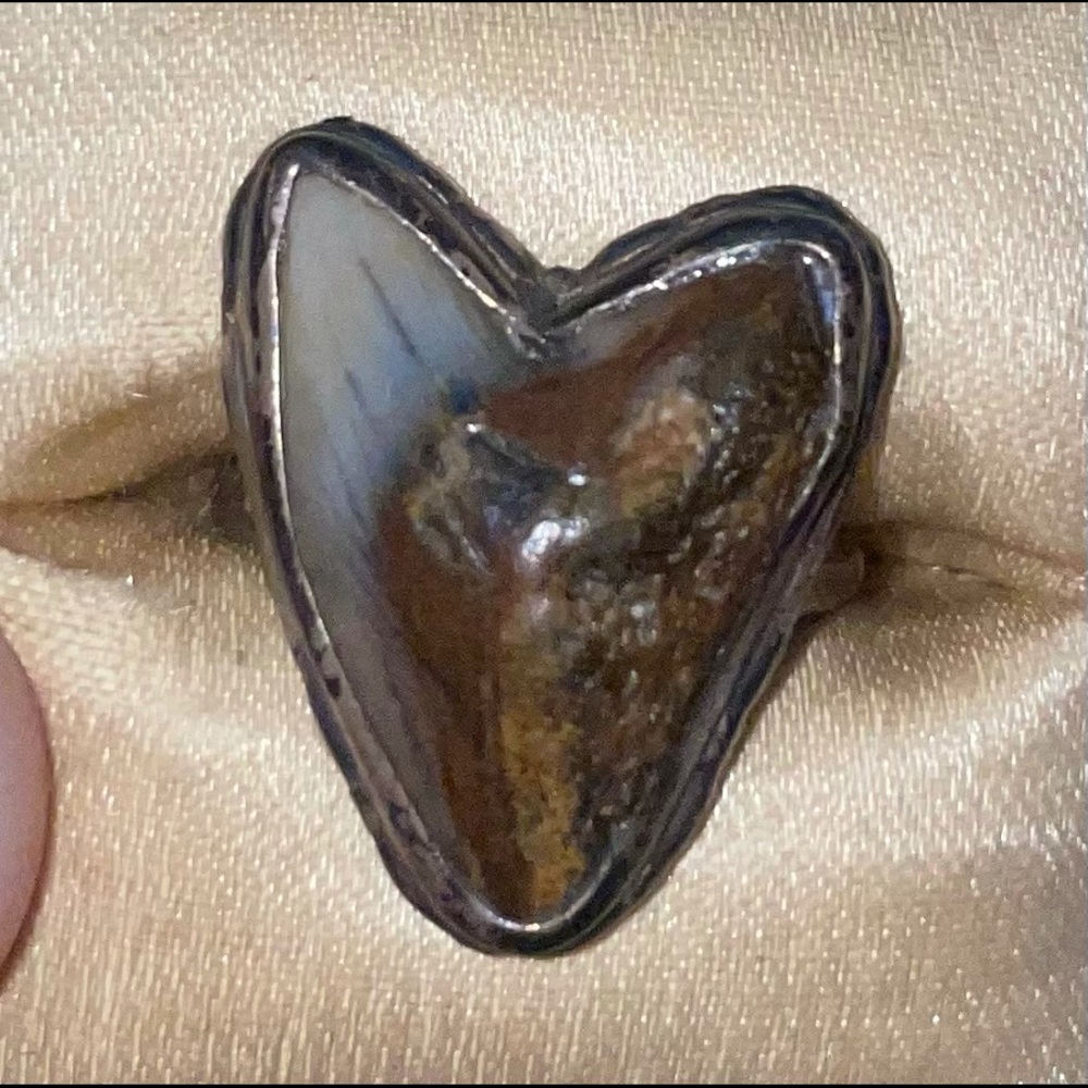 Vintage Multicolored Heart shaped ring